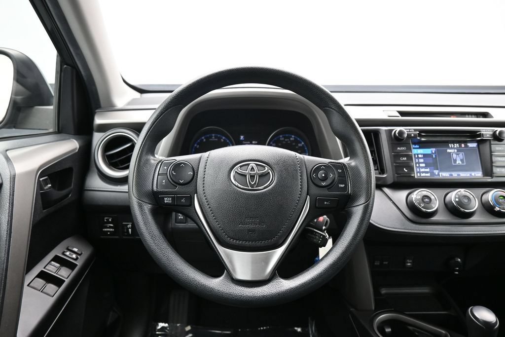 Used 2018 Toyota RAV4 LE w/ All Weather Liner Package AWD/4WD image 44