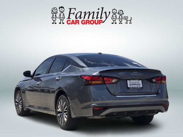 Used 2023 Nissan Altima 2.5 SV AWD/4WD image 3