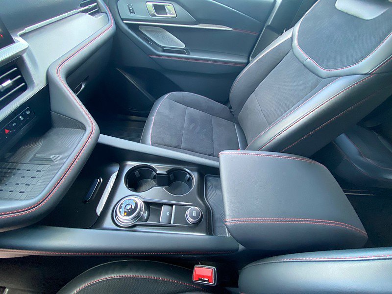 Certified 2025 Ford Explorer ST w/ Sun And Sound Package image 50