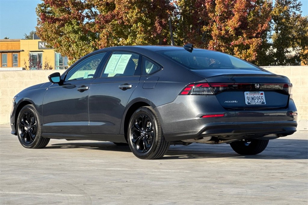 Used 2025 Honda Accord SE image 5