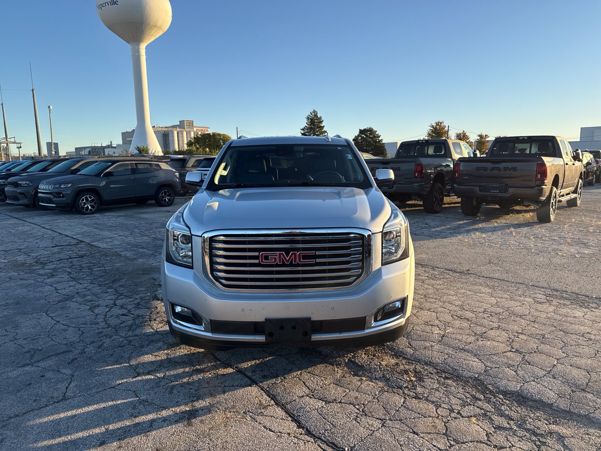 Used 2020 GMC Yukon SLT w/ Open Road Package AWD/4WD image 2