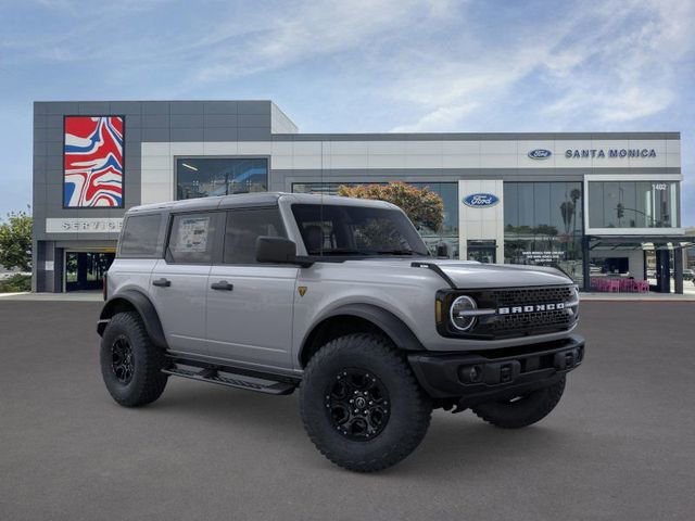 New 2026 Ford Bronco Badlands image 7
