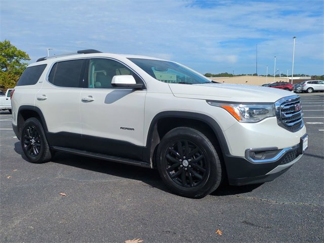 Used 2018 GMC Acadia SLT image 2