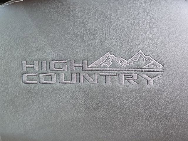 Used 2020 Chevrolet Silverado 1500 High Country w/ Technology Package image 23