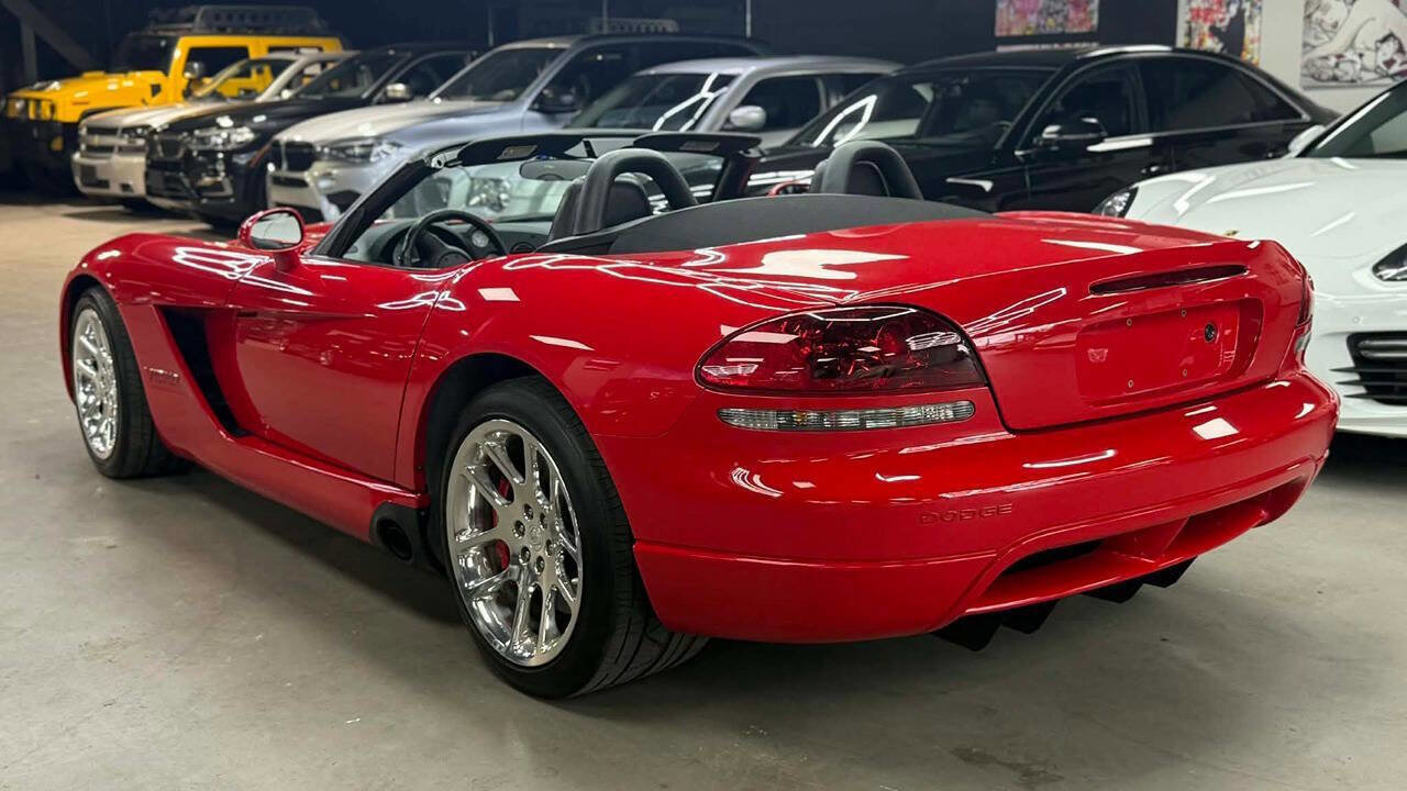 Used 2005 Dodge Viper SRT-10 image 6