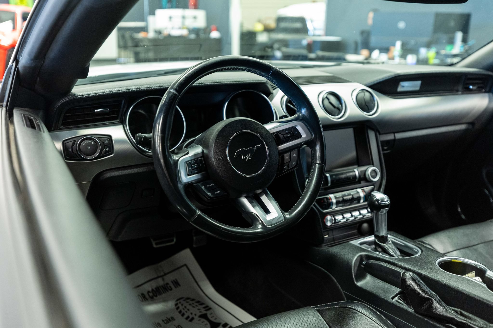 Used 2018 Ford Mustang GT Premium RWD image 9