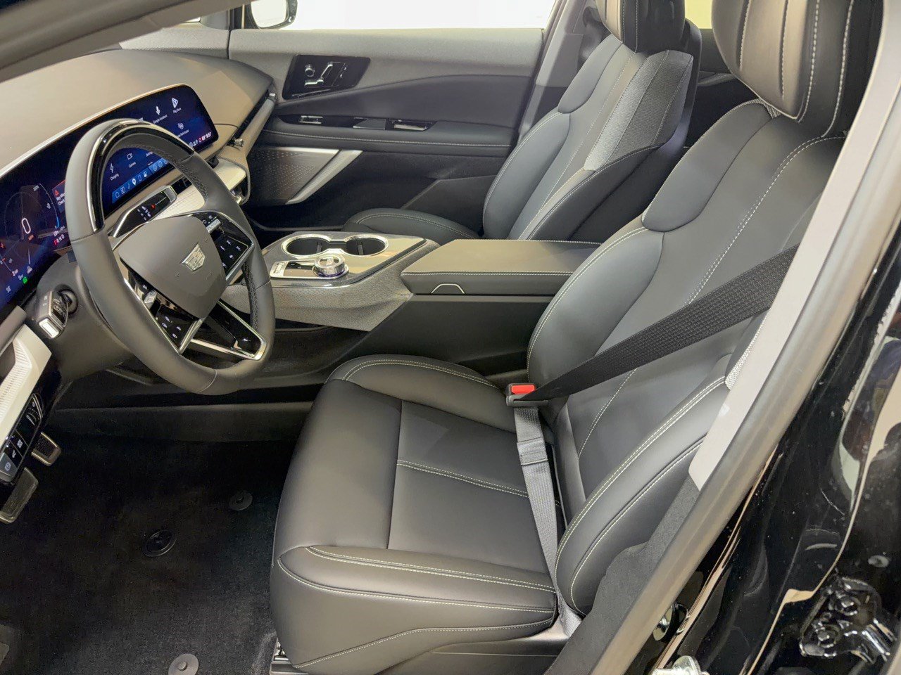 New 2027 Cadillac Optiq Sport RWD image 5