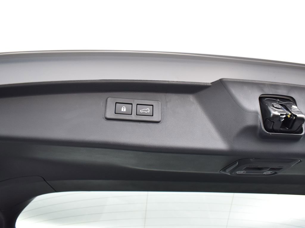 New 2025 Subaru Outback Touring XT image 25