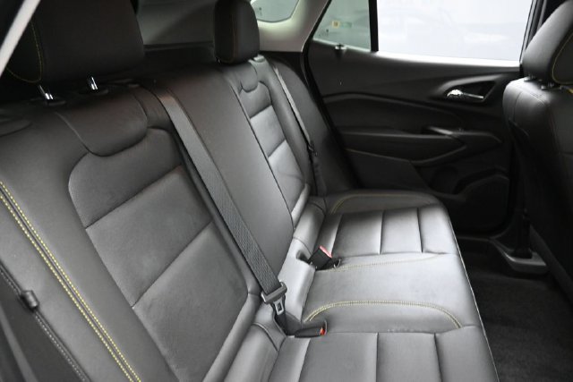 Used 2024 Chevrolet Trax ACTIV w/ Sunroof Package FWD image 28