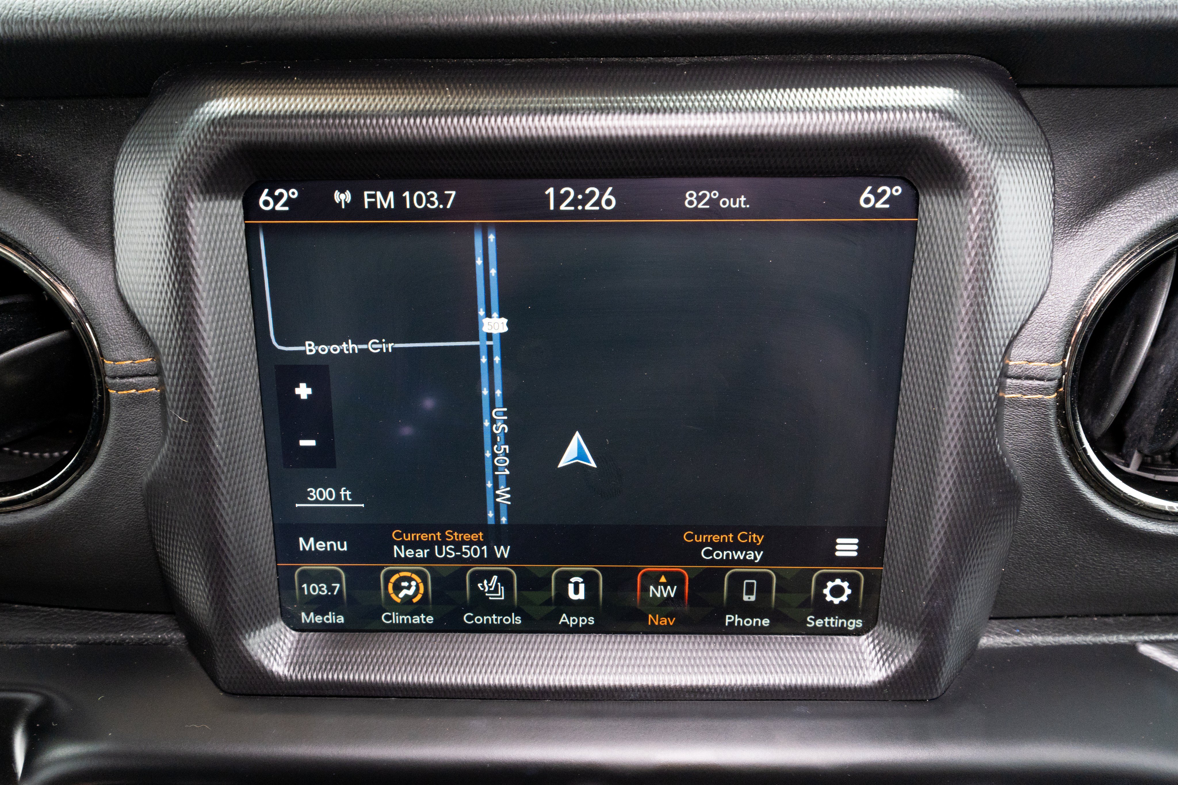 Used 2020 Jeep Wrangler Unlimited Sahara AWD/4WD image 16