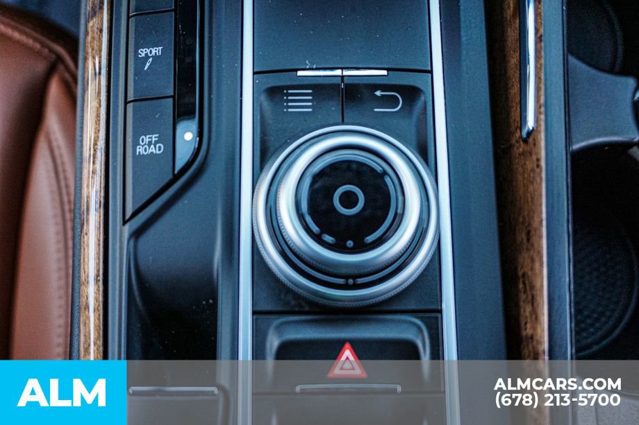 Used 2018 Maserati Levante GranLusso image 43