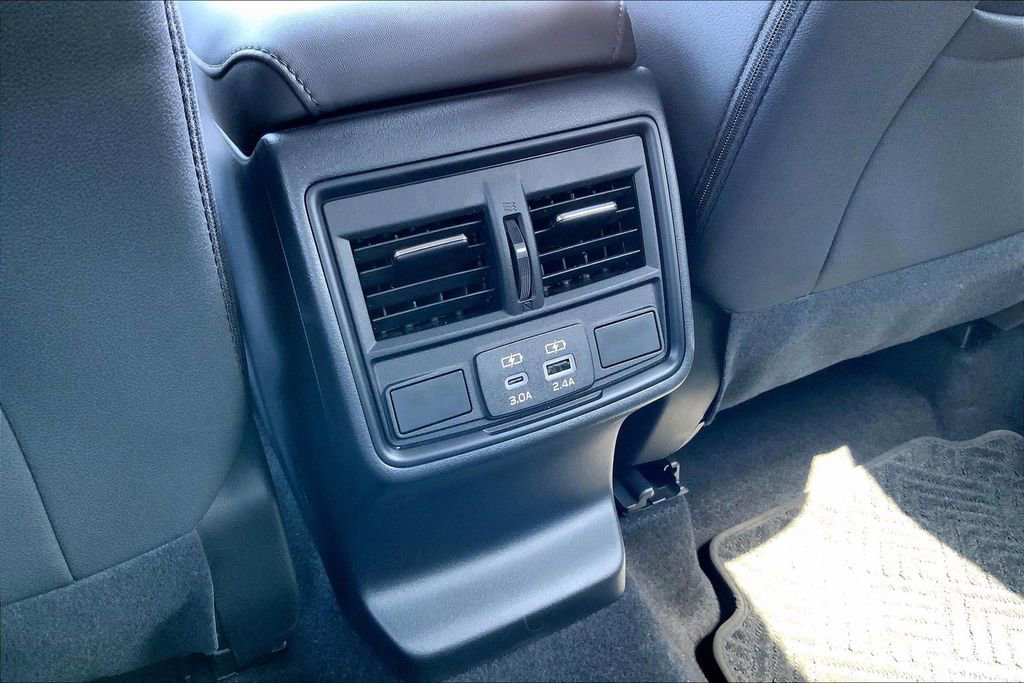 Certified 2026 Subaru Outback Premium AWD/4WD image 10