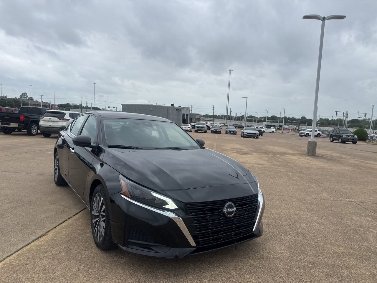 Certified 2025 Nissan Altima 2.5 SV