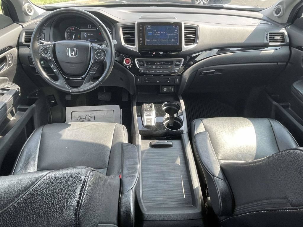 Used 2017 Honda Pilot Touring image 11