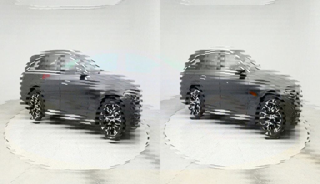 Used 2024 Mercedes-Benz E 450 4MATIC All-Terrain Wagon w/ Multicontour Seating Package image 3