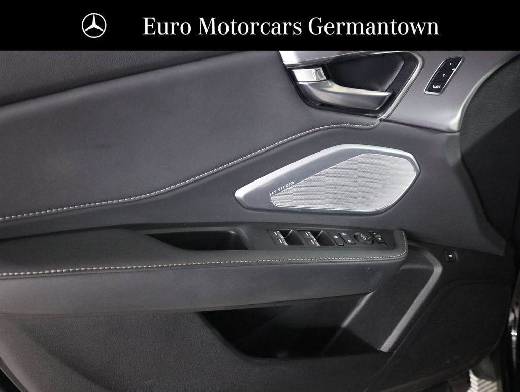 Used 2023 Acura RDX AWD w/ Technology Package image 9