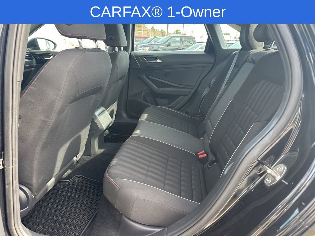 Used 2019 Volkswagen Jetta GLI image 30