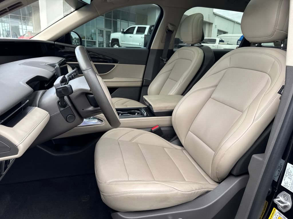 Used 2024 Lincoln Nautilus Premier w/ Equipment Group 102A AWD/4WD image 10