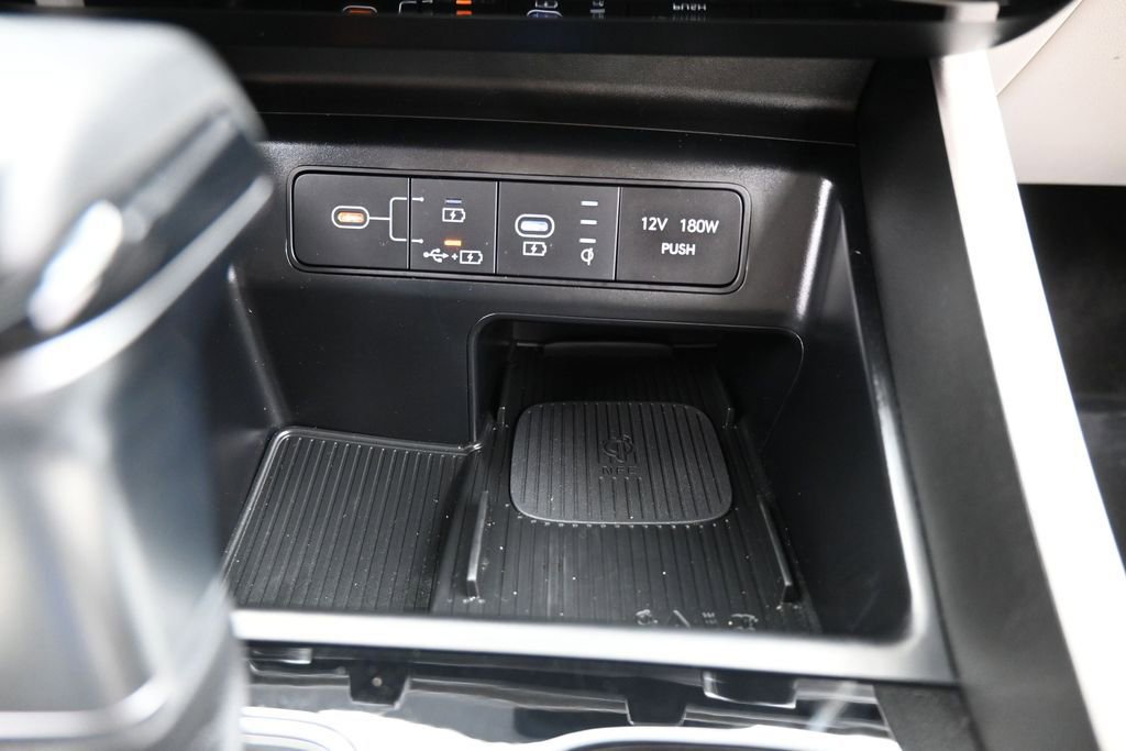 Used 2025 Hyundai Tucson SEL AWD/4WD image 28
