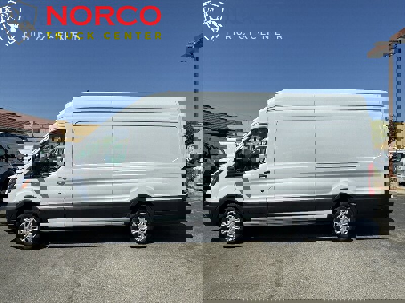 Used 2023 Ford E-Transit 148 High Roof Extended w/ Load Area Protection Package image 7