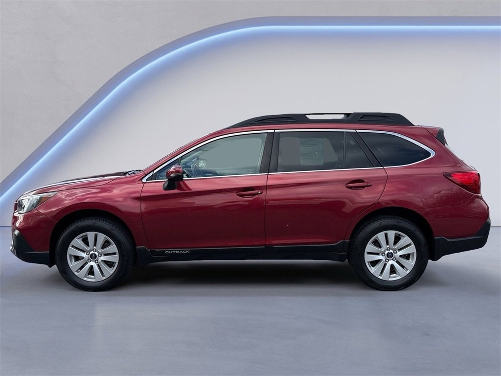 Used 2018 Subaru Outback 2.5i Premium image 6