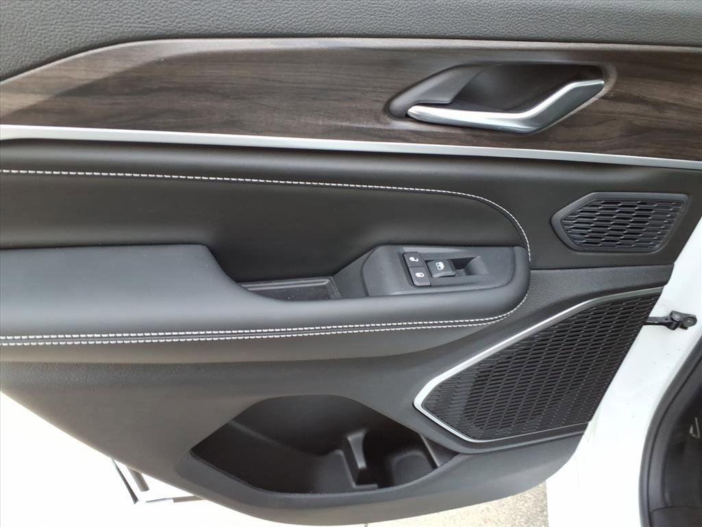 New 2026 Jeep Grand Cherokee Limited Reserve image 32