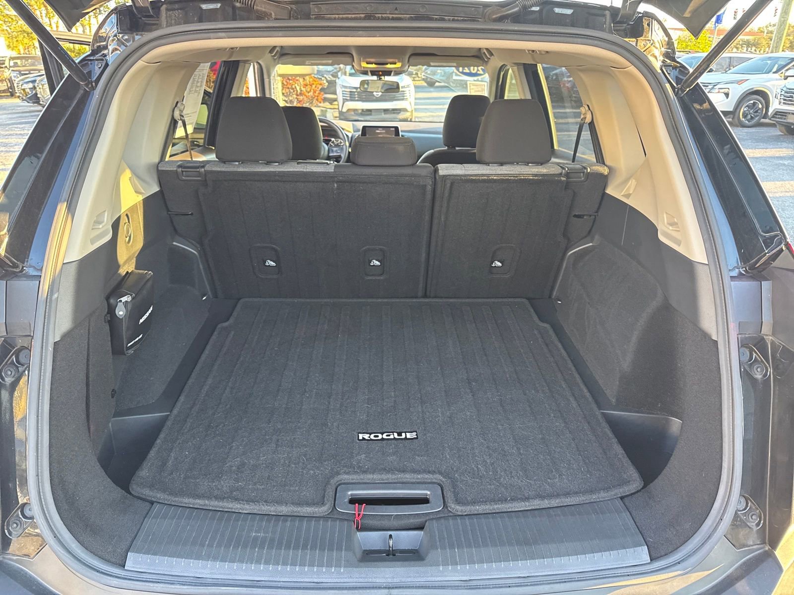 Certified 2021 Nissan Rogue S image 22