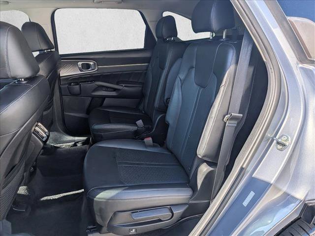 Used 2022 Kia Sorento SX FWD image 19