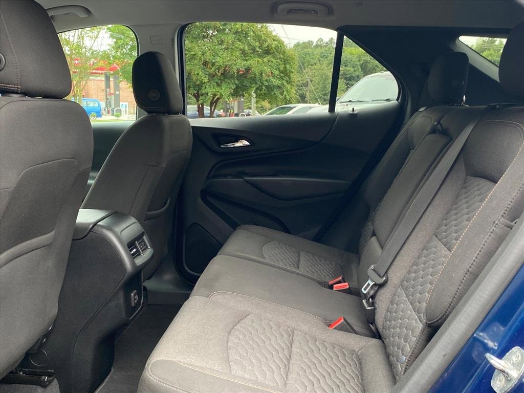 Used 2020 Chevrolet Equinox LT w/ Driver Convenience Package image 22