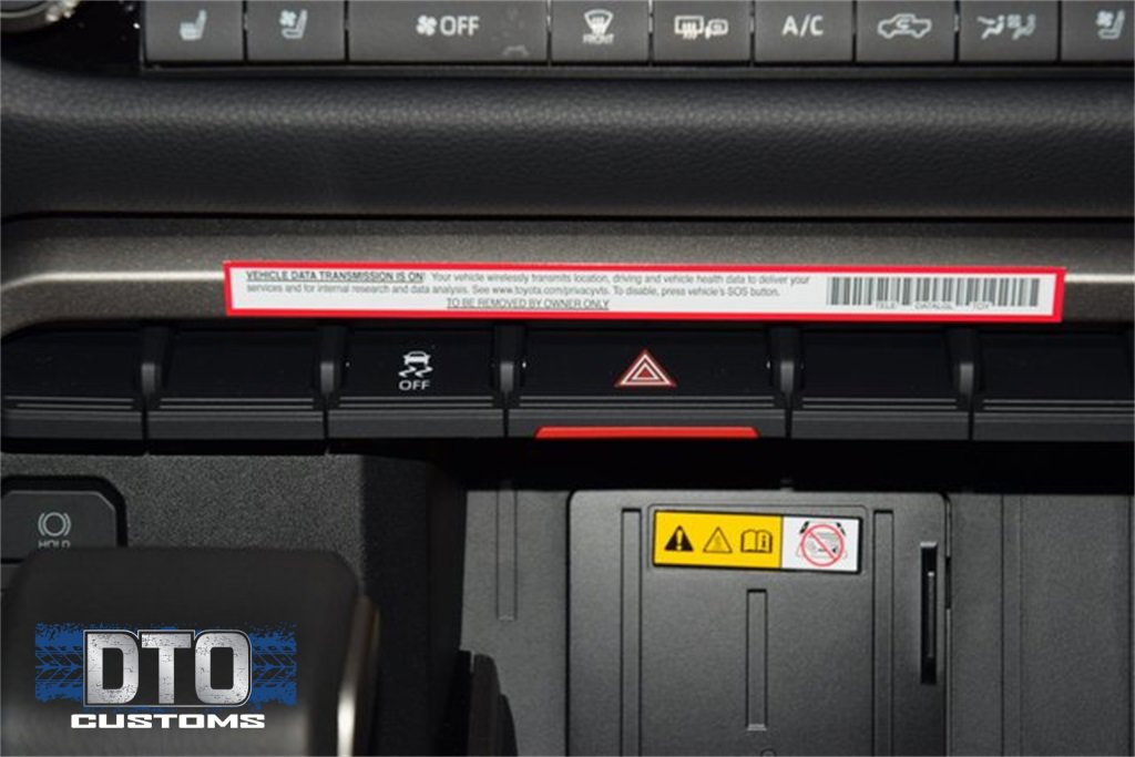 Used 2024 Toyota Tundra Limited w/ Power Package image 30