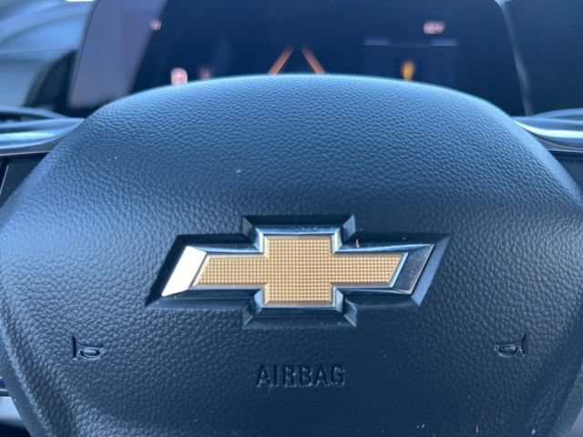 Used 2025 Chevrolet Suburban Premier RWD image 36