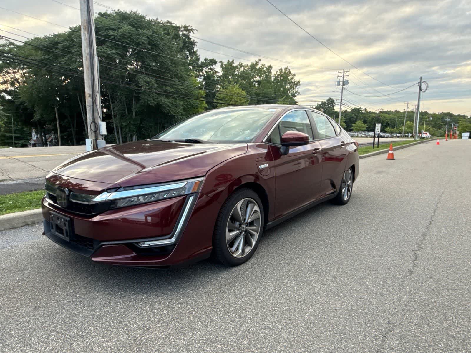 Used 2018 Honda Clarity Plug-In Hybrid image 1
