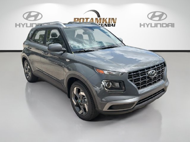 New 2026 Hyundai Venue SEL FWD image 3