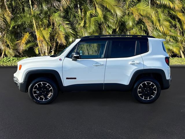 Used 2023 Jeep Renegade Trailhawk w/ Trailhawk Elite Group AWD/4WD image 8