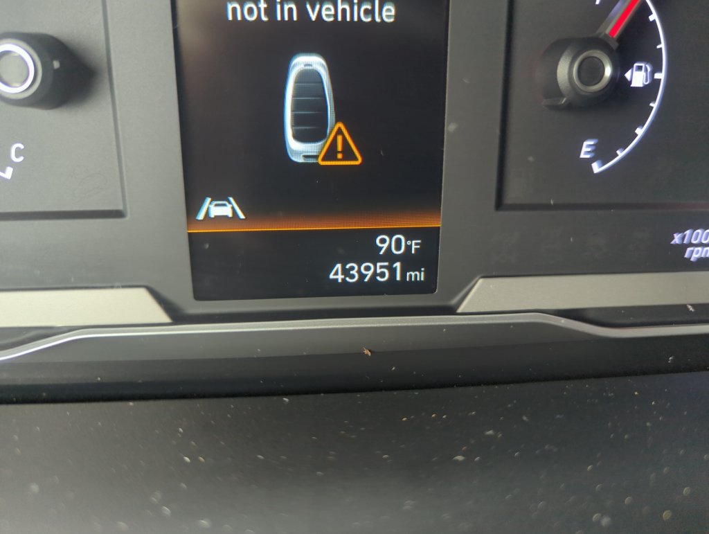 Used 2023 Hyundai Santa Cruz SEL AWD/4WD image 45