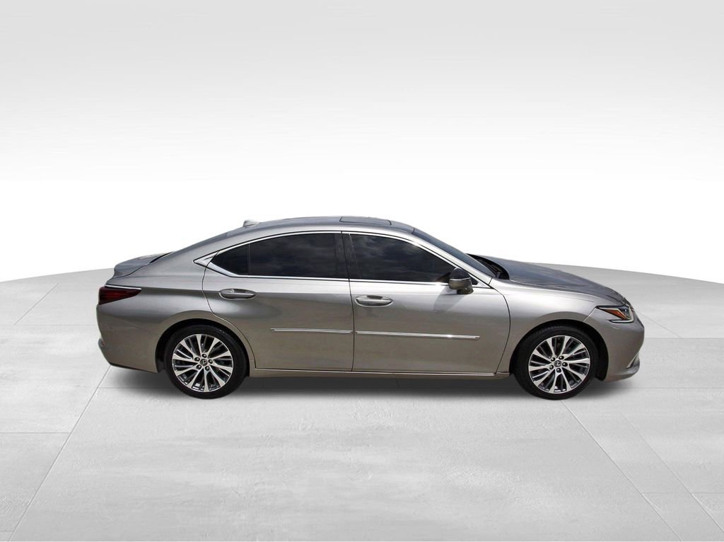 Used 2021 Lexus ES 350 w/ Premium Package image 4