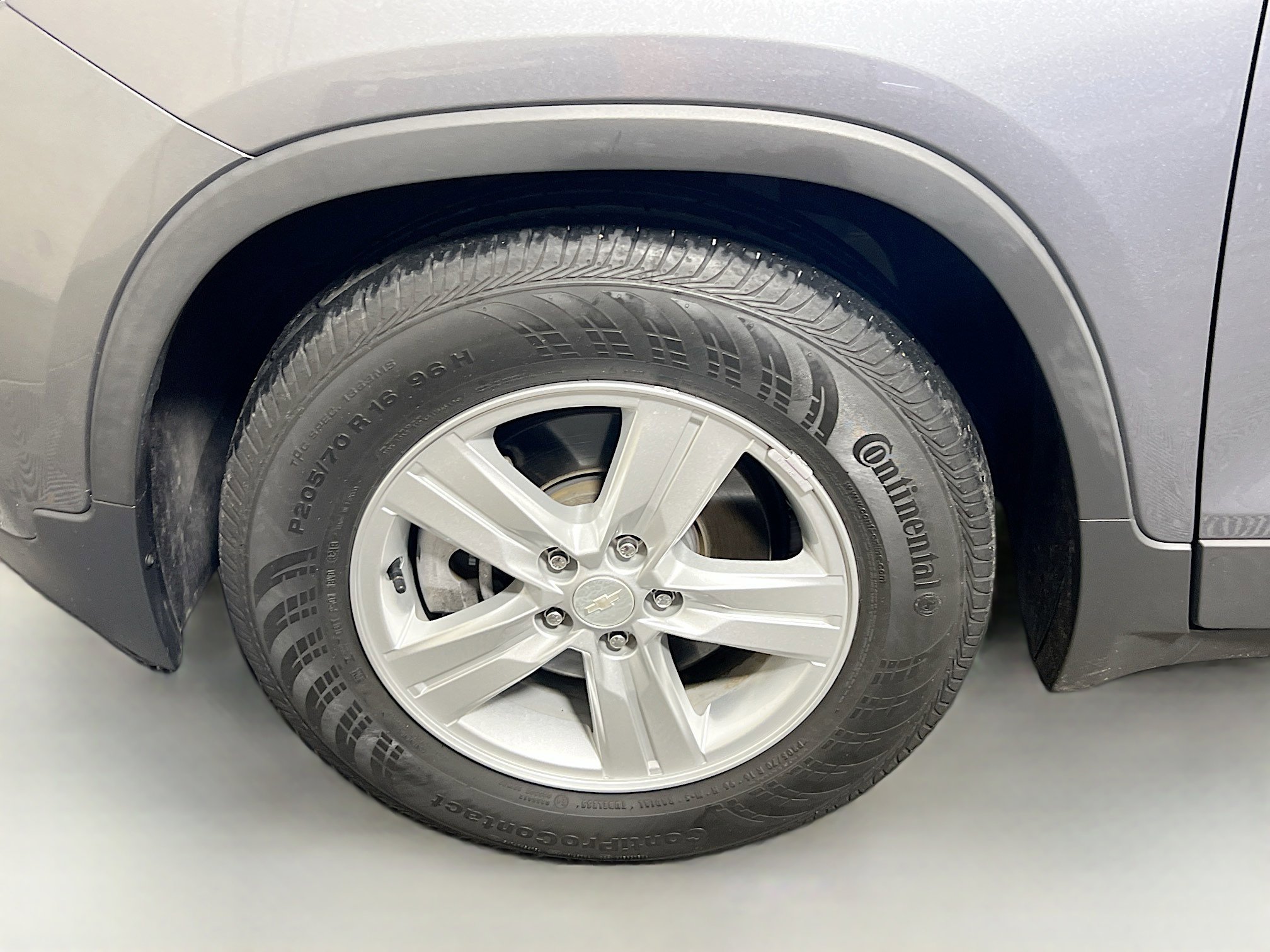 Used 2020 Chevrolet Trax LT w/ LT Convenience Package image 13