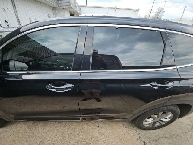 Used 2019 Hyundai Santa Fe SEL image 5