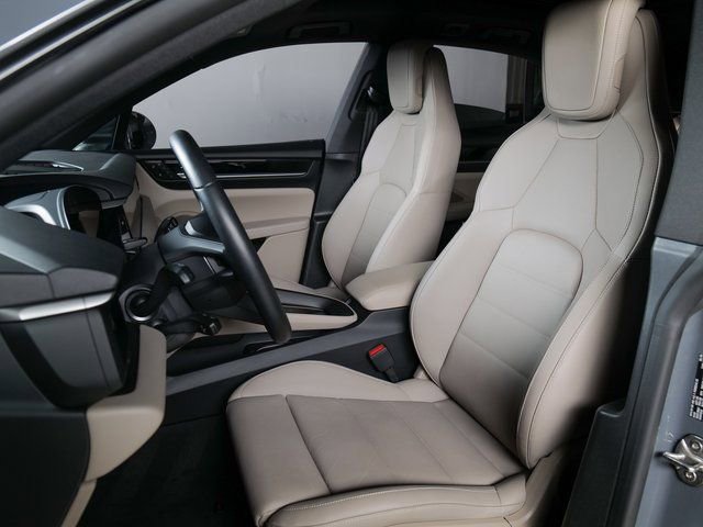 Certified 2025 Porsche Macan 4 Electric image 5