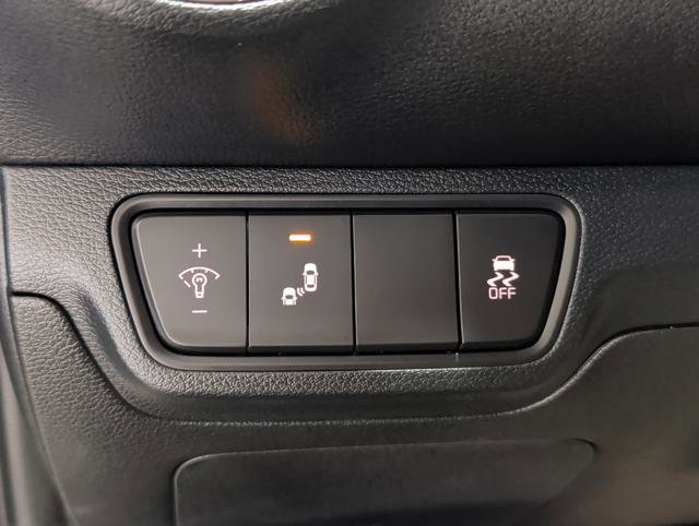 Used 2024 Kia Forte GT-Line w/ GT-Line Premium Package image 23