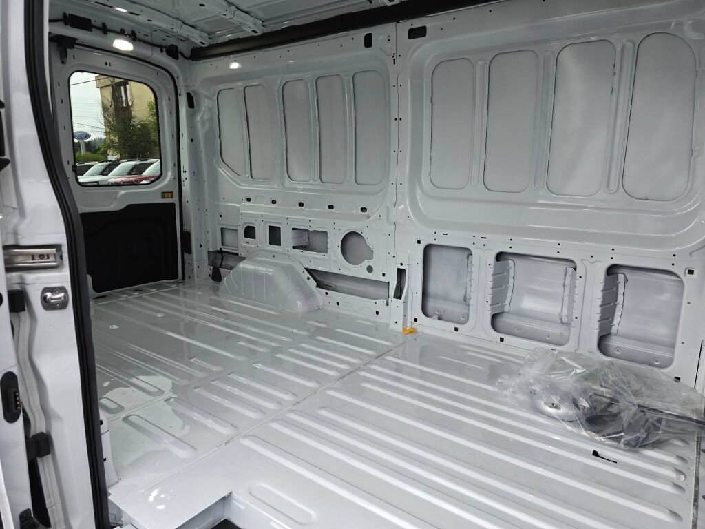 New 2026 Ford Transit 250 148 Medium Roof Extended AWD image 12