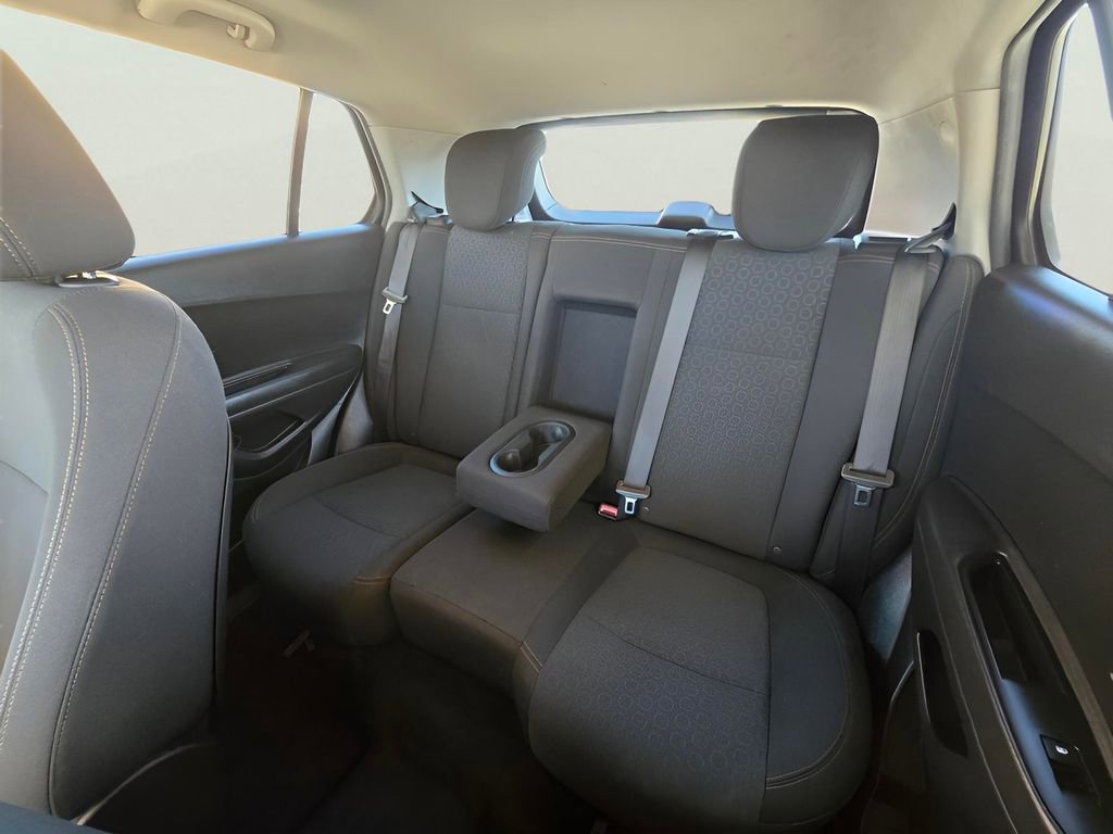 Used 2020 Chevrolet Trax LS image 9