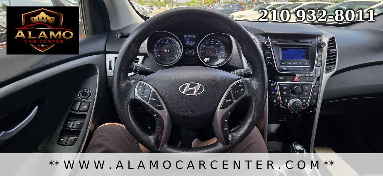Used 2016 Hyundai Elantra GT FWD image 33