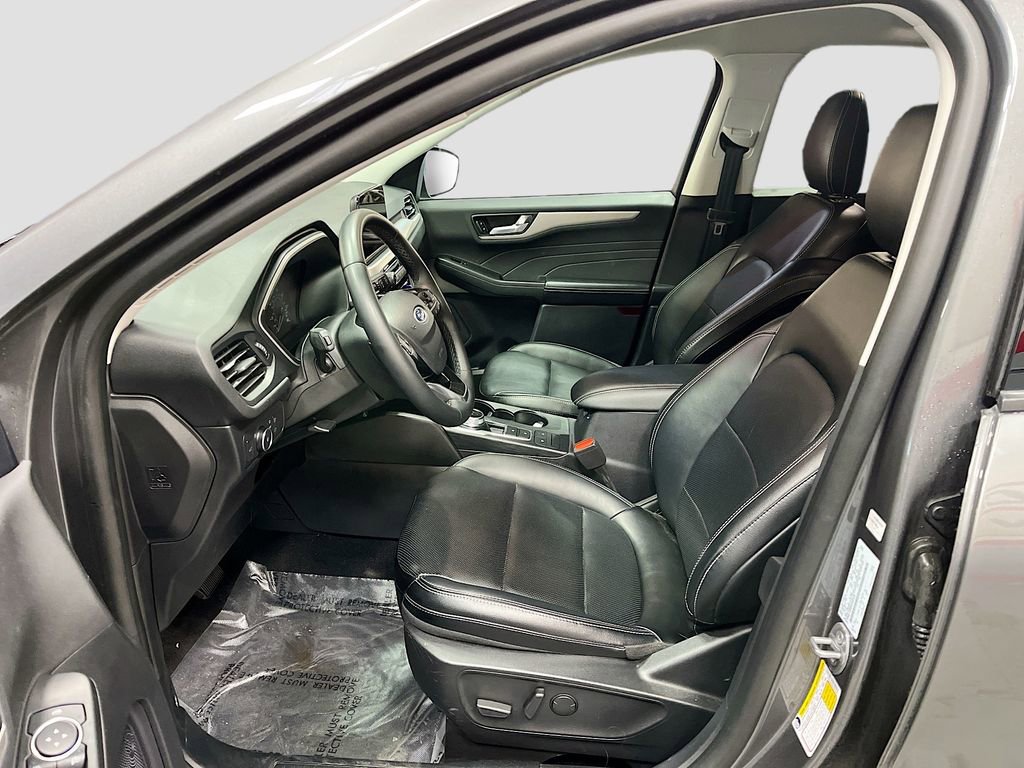 Used 2022 Ford Escape SEL image 20