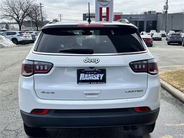 Used 2018 Jeep Compass Limited w/ Navigation Group image 27