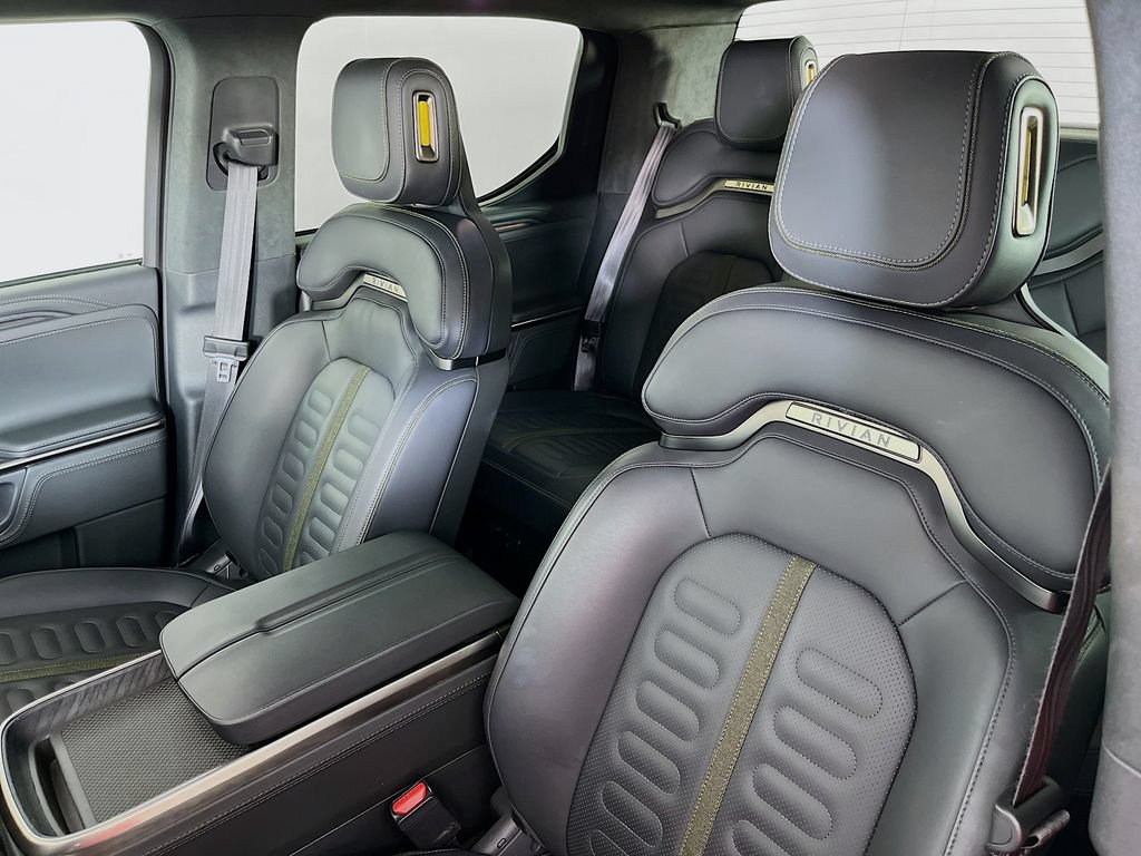 Used 2024 Rivian R1T Adventure AWD/4WD image 27