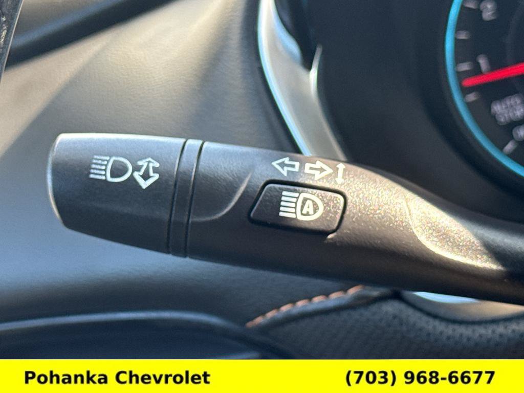 Used 2018 Chevrolet Traverse Premier w/ LPO, 'HIT The Road' Package AWD/4WD image 11