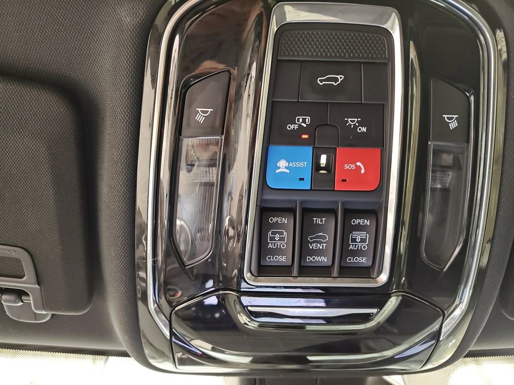 Used 2022 Jeep Grand Cherokee Overland image 28