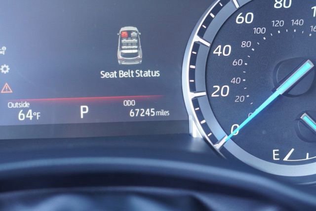 Used 2022 Toyota Highlander XLE image 24