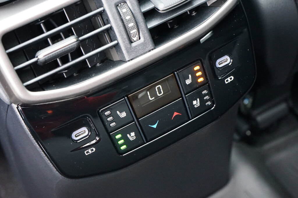 Used 2025 Lexus RX 450h 450h+ Luxury image 19